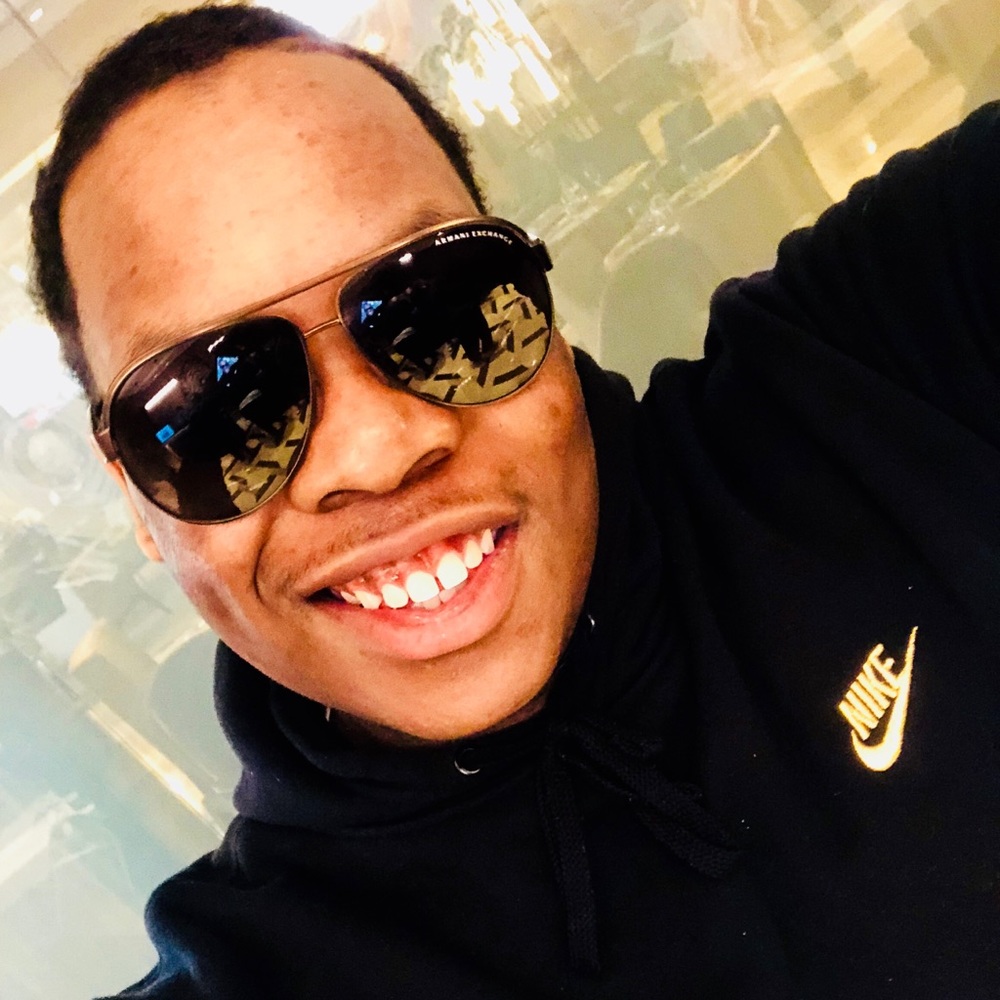 Meet your Posher, Malik